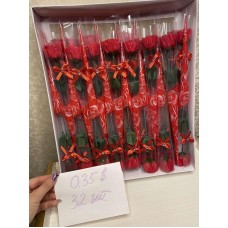 Подарочный цветок Роза в упаковке 32 шт Красная